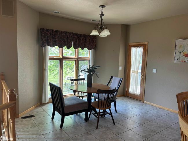 1206 Woodland Dr, House other with 4 bedrooms, 3 bathrooms and null parking in Carroll IA | Image 4