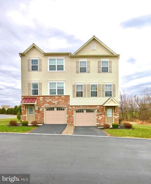 633 Keswick Court Court, MECHANICSBURG, PA, 17055 | Card Image
