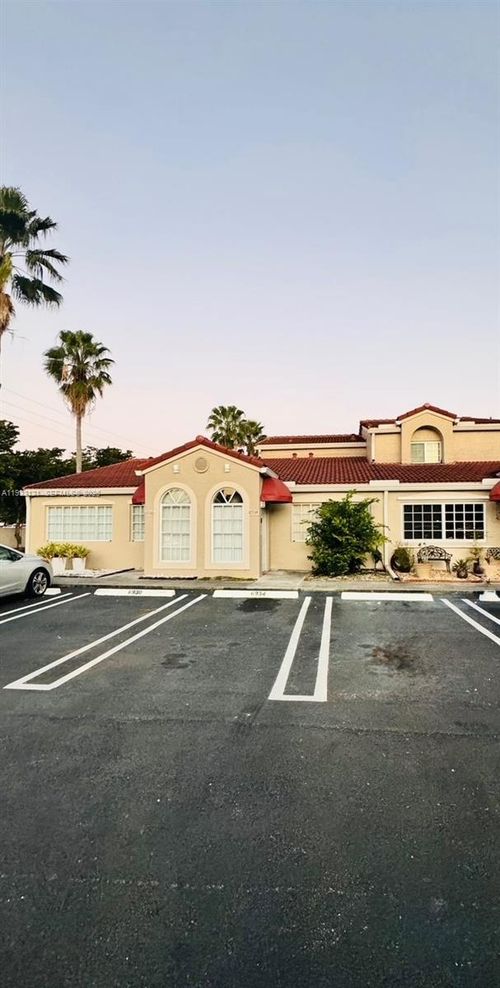 1402-6934 Nw 166th Ter, Miami Lakes, FL, 33014-6066 | Card Image