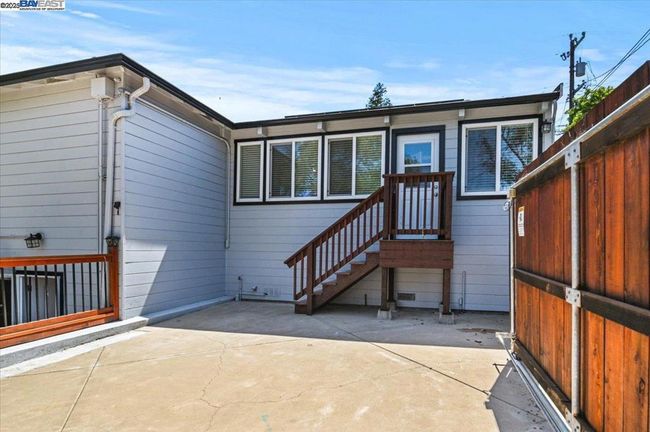 17860 Almond Rd, House other with 5 bedrooms, 4 bathrooms and 4 parking in Castro Valley CA | Image 52