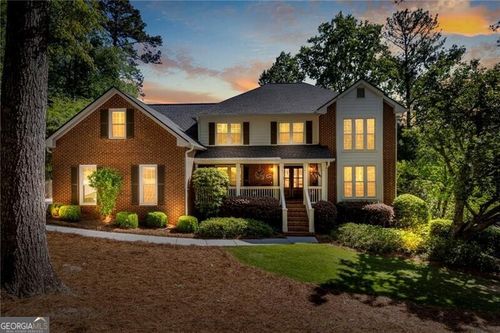 7585 Hunters Woods Dr, Sandy Springs, GA, 30350-5631 | Card Image