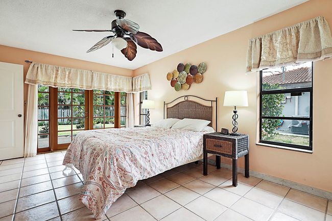 3031 Ne 45 Th St, House other with 4 bedrooms, 3 bathrooms and null parking in Lighthouse Point FL | Image 24