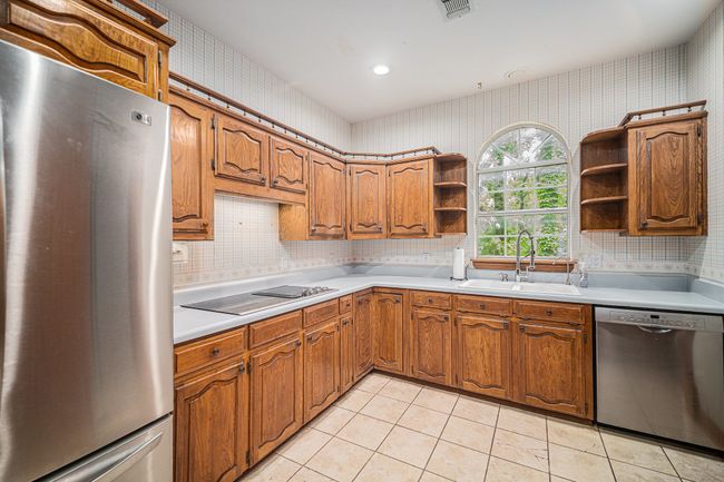 613 Seals Rd, House other with 4 bedrooms, 4 bathrooms and null parking in Bartonville TX | Image 12