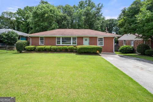 135 5th Ave, Jonesboro, GA, 30236-3228 | Card Image