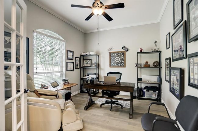 409 Holly Forest Dr, House other with 5 bedrooms, 4 bathrooms and 3 parking in Conroe TX | Image 5