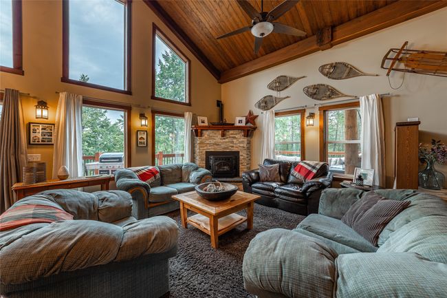 North side living area offering lots of natural light | Image 26