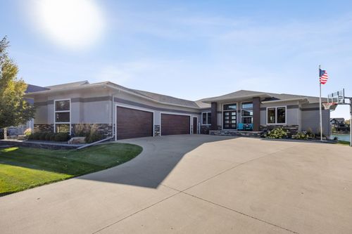3728 6th St E, West Fargo, ND, 58078-5439 | Card Image