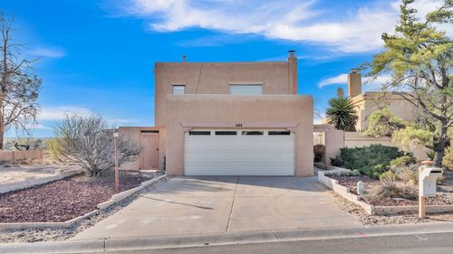688 Lakeview Cir, Rio Rancho, NM, 87124-2226 | Card Image