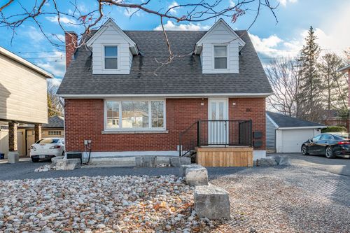 a-810 Smyth Rd, Ottawa, ON, K1G1P3 | Card Image