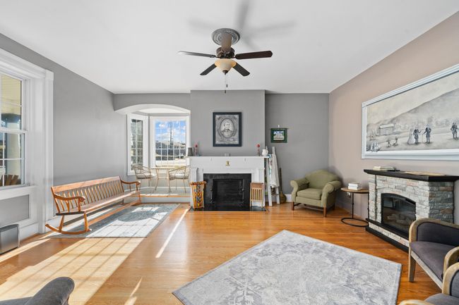 Family Room | Image 7