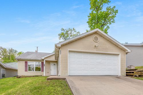 317 Hickory St, Rockaway Beach, MO, 65740 | Card Image