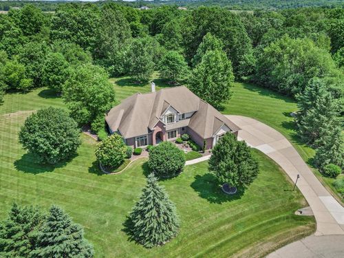 768 Coyote Court, RICHFIELD, WI, 53033 | Card Image