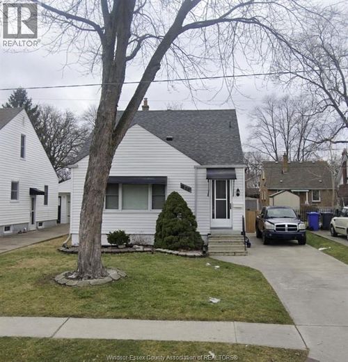 871 Villaire Ave, Windsor, ON, N8S2J3 | Card Image
