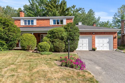 9 Sundance Crt, Nepean, ON, K2H8T4 | Card Image