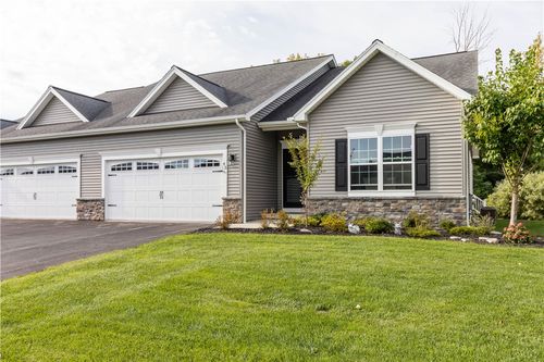 43 Spotts Cir, Churchville, NY, 14428-9650 | Card Image