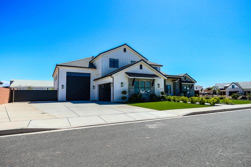 2045 S 3040 E, St. George, UT, 84790-2182 | Card Image