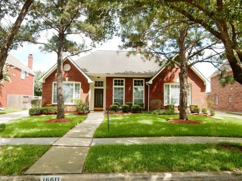 16611 Colony Terrace Dr, Sugar Land, TX, 77479-3231 | Card Image
