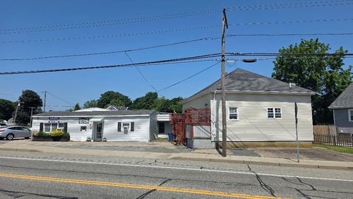 741 Main Rd, Tiverton, RI, 02878-1330 | Card Image