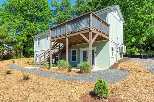106 Joy Ridge Dr, Black Mountain, NC, 28711-0620 | Card Image