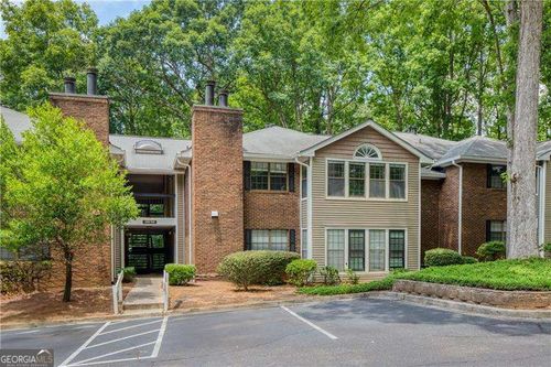 107 Barrington Hills Dr, Sandy Springs, GA, 30350-3801 | Card Image