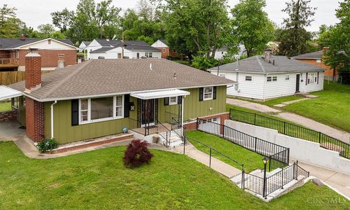 304 Fulton Lane, Middletown, OH, 45044 | Card Image