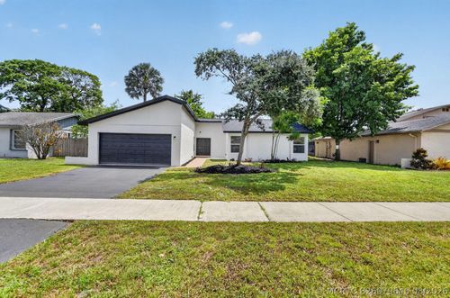 386 Nw 40th Ter, Deerfield Beach, FL, 33442-7339 | Card Image