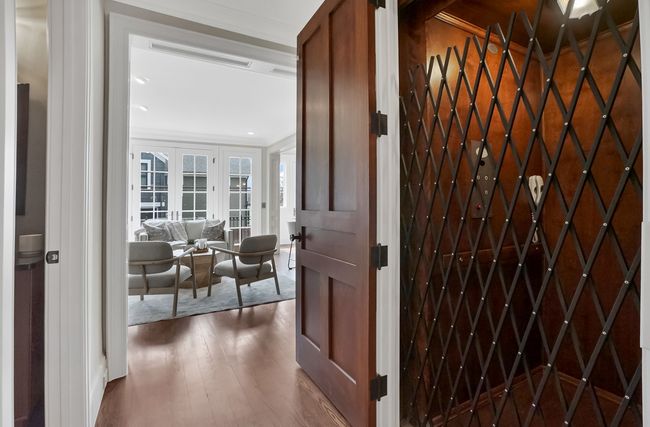 287 W Brown St, Condo with 3 bedrooms, 5 bathrooms and null parking in Birmingham MI | Image 27