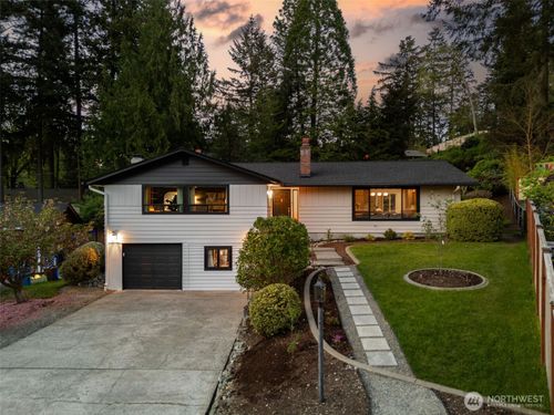 7559 Dowerdell Ln W, Lakewood, WA, 98499-8154 | Card Image
