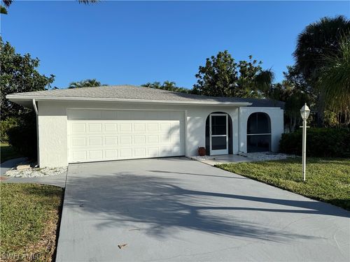 2393 Outrigger Ln, NAPLES, FL, 34104-6904 | Card Image