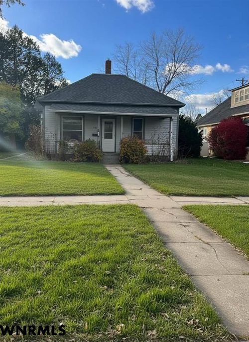932 Laramie, Alliance, NE, 69301 | Card Image