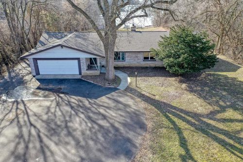 N67W34613 County Hwy K, Oconomowoc, WI, 53066 | Card Image