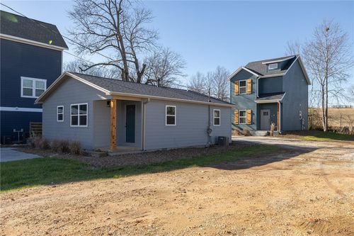 1659 S Brooks Ave, Fayetteville, AR, 72701-6820 | Card Image