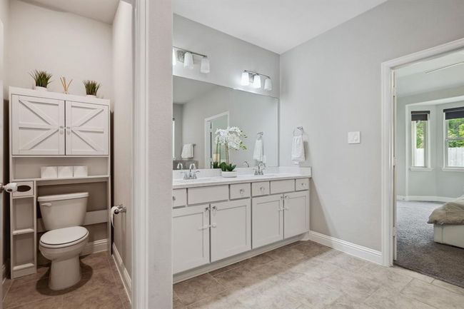 Primary ensuite bath | Image 22