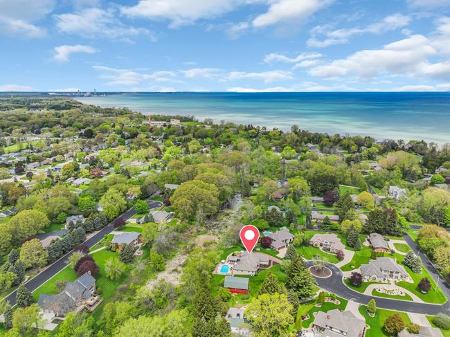 8 Lake Pointe Cir, House other with 5 bedrooms, 3 bathrooms and null parking in Wind Point WI | Image 30