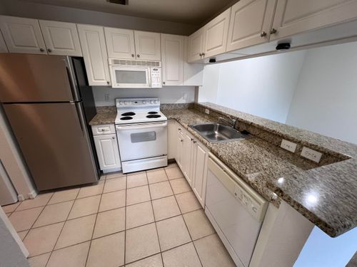 apt-302-2809 Amalei Dr, Palm Beach Gardens, FL, 33410-2861 | Card Image