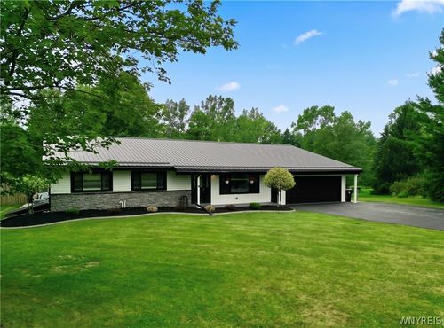 5189 Bussendorfer Rd, Orchard Park, NY, 14127-4331 | Card Image