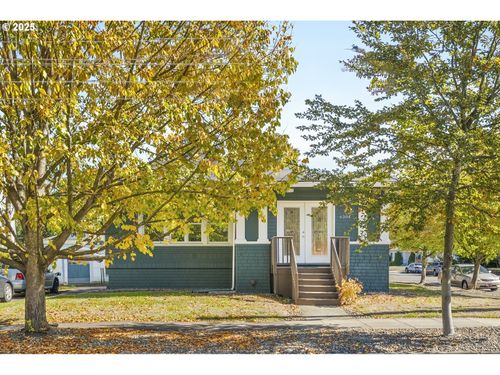 6304 N Burrage Ave, Portland, OR, 97217-5012 | Card Image