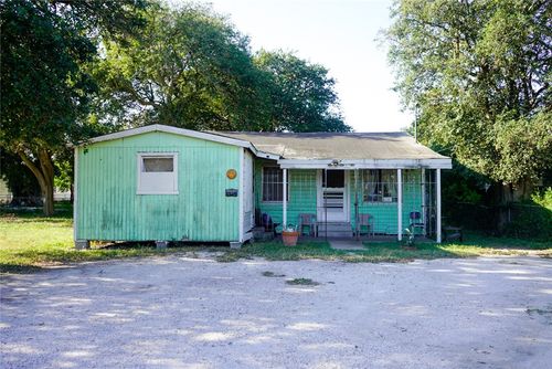 2613 Mary St, Corpus Christi, TX, 78405-1639 | Card Image