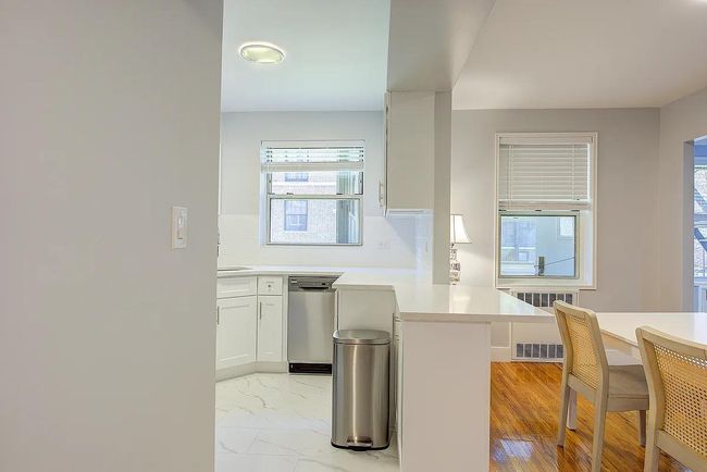 APT-303 - 68 Yellowstone Blvd, Home with 2 bedrooms, 2 bathrooms and null parking in Forest Hills NY | Image 15