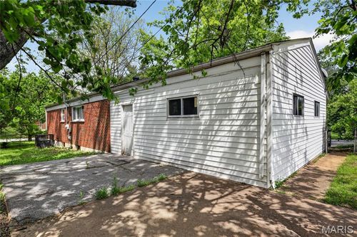 10535 Trask Drive, St Louis, MO, 63136 | Card Image