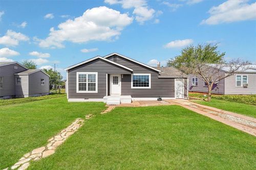 113 Central Dr, Sayre, OK, 73662-1107 | Card Image