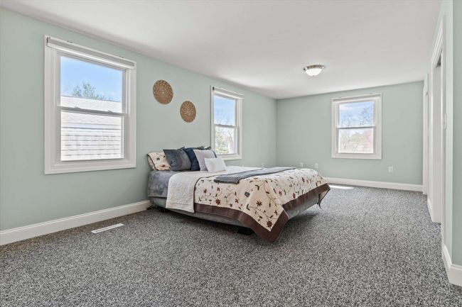 17 Cindy Dr, House other with 3 bedrooms, 2 bathrooms and null parking in Nashua NH | Image 34