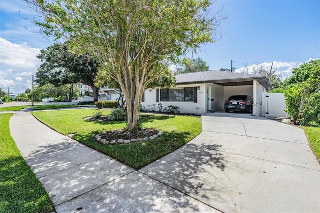 1816 Bayou Grande Blvd Ne, House other with 3 bedrooms, 2 bathrooms and null parking in St Petersburg FL | Image 22