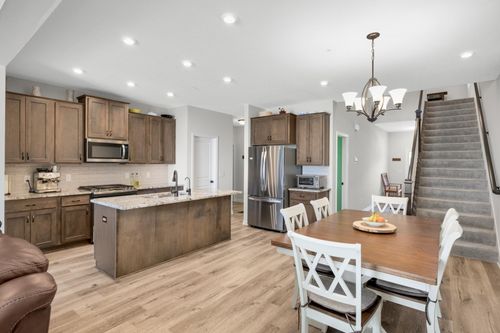 9678 65th St S, Cottage Grove, MN, 55016-1135 | Card Image