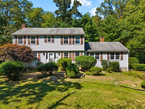 1060 Still Hill Rd, Hamden, CT, 06518-1107 | Card Image