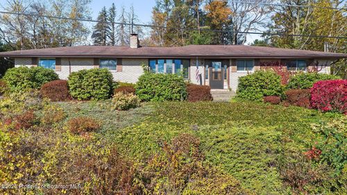 15 Frank St, Carbondale, PA, 18407-1561 | Card Image