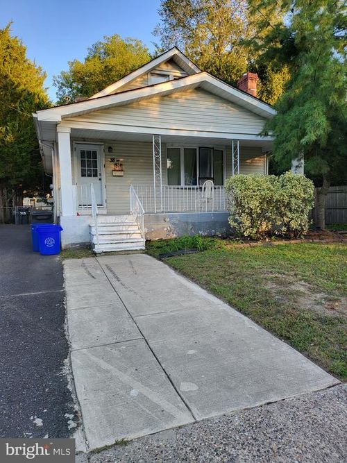 38 California Ave, CLEMENTON, NJ, 08021-2426 | Card Image