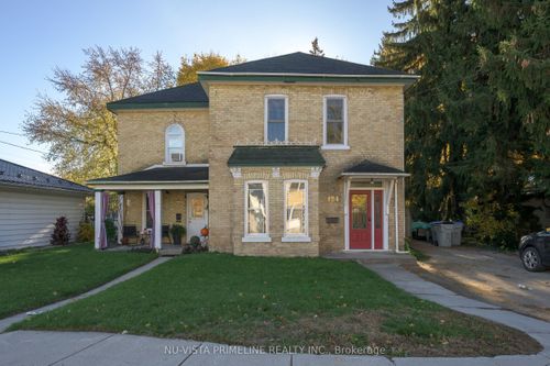 {{alt}} | Card Image