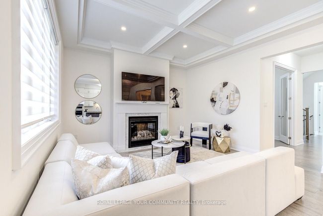 1243 Queens Plate Rd, House other with 5 bedrooms, 5 bathrooms and 2 parking in Oakville ON | Image 19