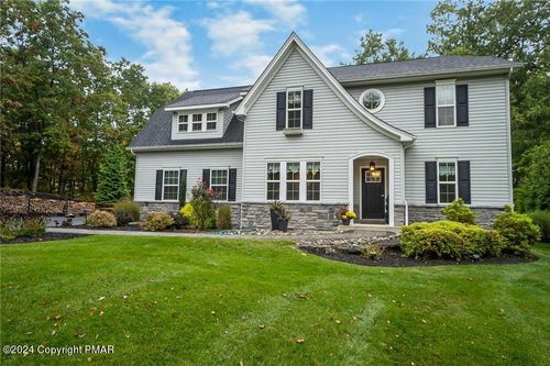 5114 Arthur Ave, East Stroudsburg, PA, 18301-7997 | Card Image